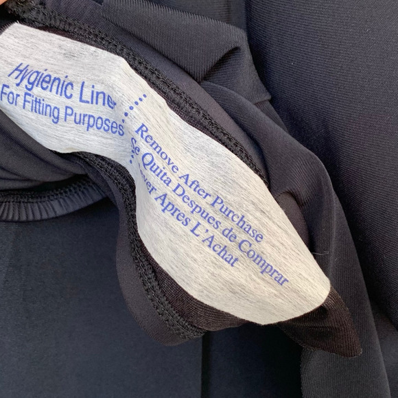 Magicsuit NWT Swim Romper Women's Sz 14 Mila Poolside Slimming Shaper Soft Cups - Picture 8 of 9